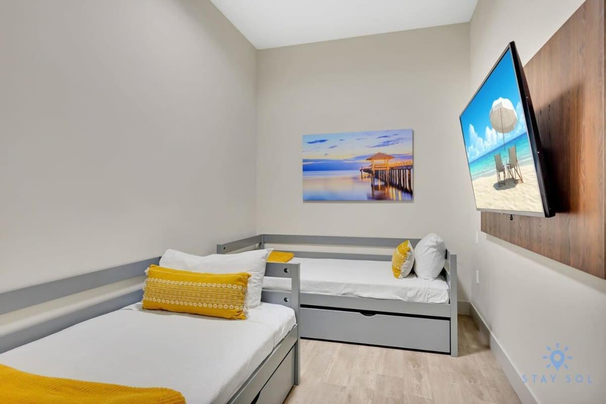 Hollywood Beach Broad - Walk - Amazing Pool - Hot Tub Bagian luar foto