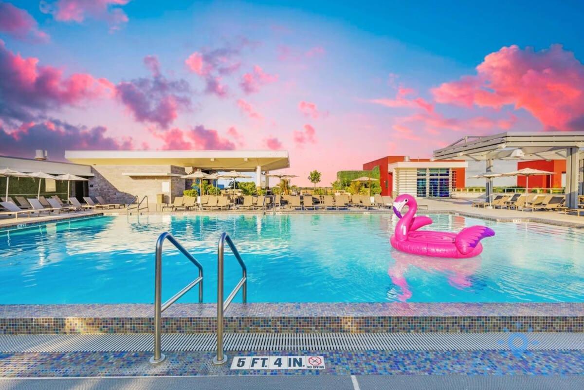 Hollywood Beach Broad - Walk - Amazing Pool - Hot Tub Bagian luar foto